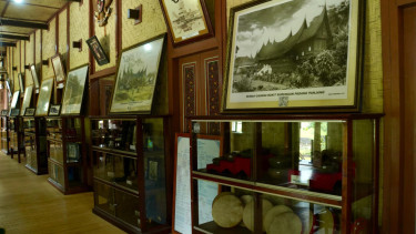 Isi Dalam Museum Bustanil Arifin Padang Panjang. Foto/Humas Pemko Padang Panjang