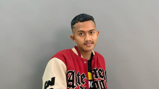 TikToker Galih Loss dihujat netizen karena aksi prank ke ojol