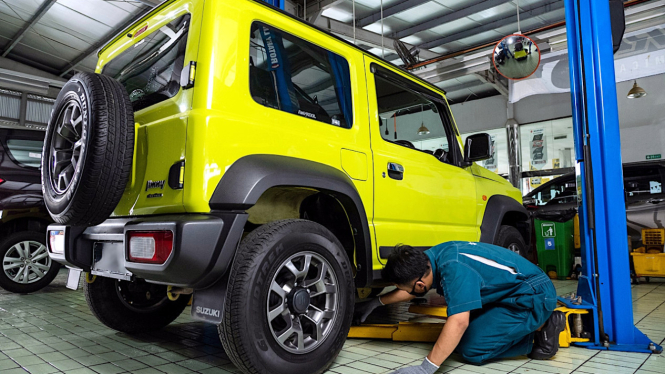 Servis Suzuki Jimny 3 Pintu
