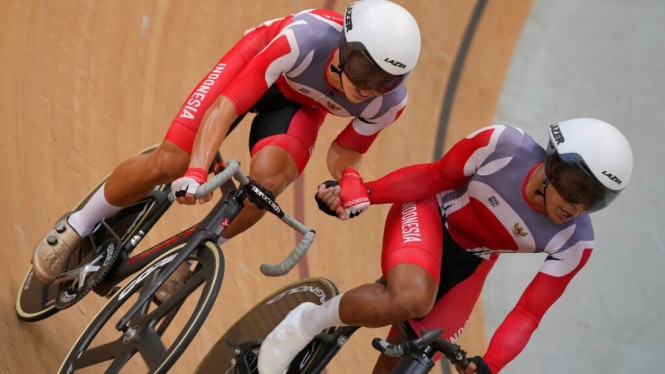 Atlet balap sepeda Indonesia, Bernard Benyamin van Aert