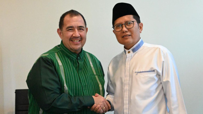 Gilbert Lumoindong dan Ketua MUI Bidang Dakwah dan Ukhuwah, Cholil Nafis 