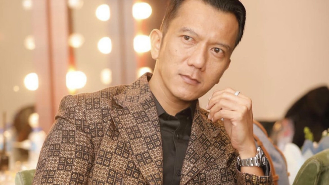 Teuku Rifnu Wikana.