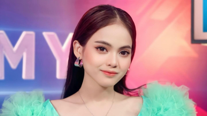 Putri Isnari