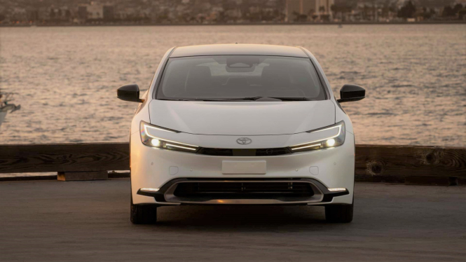 Toyota Prius 2024