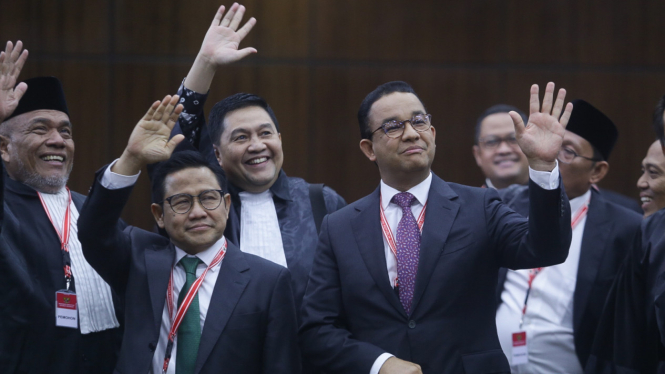 Pasangan Anies Baswedan-Muhaimin Iskandar (AMIN) dalam sidang putusan sengketa Pilpres 2024 di MK.