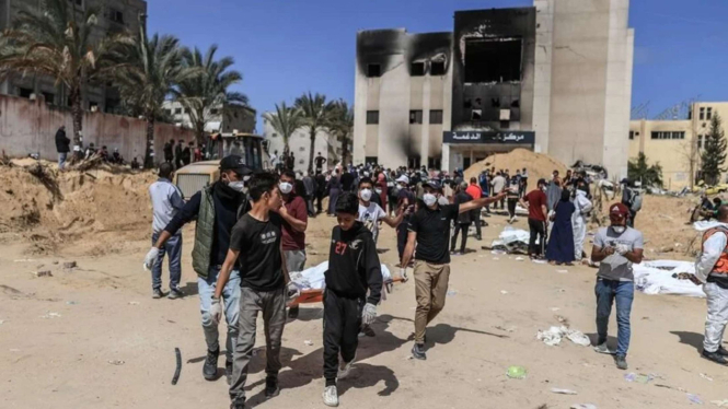 Krisis Gaza Makin Dalam Saat Kuburan Massal Ditemukan di Gaza