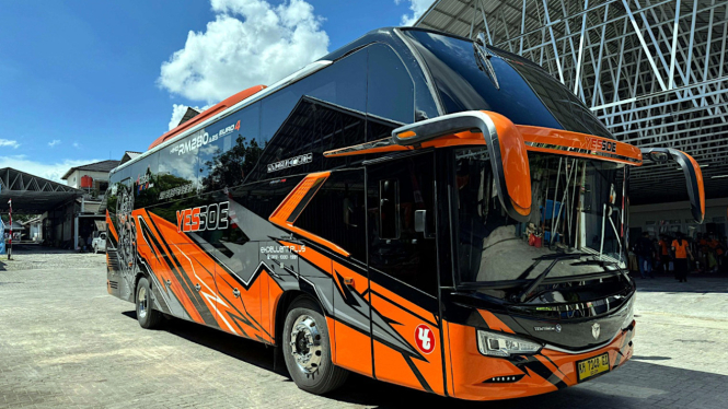 Hino Bus RM 280 ABS