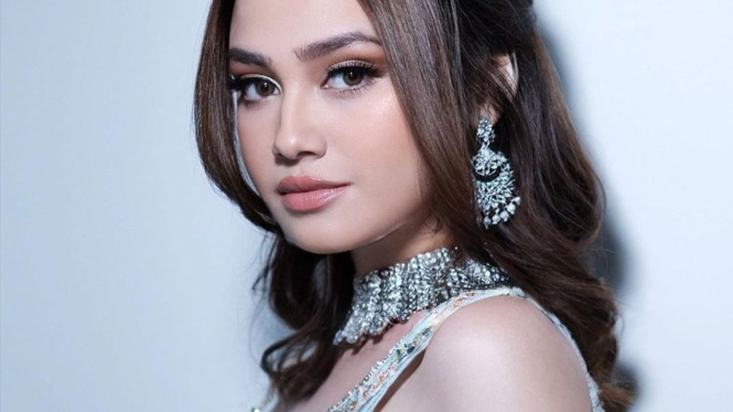 Syifa Hadju