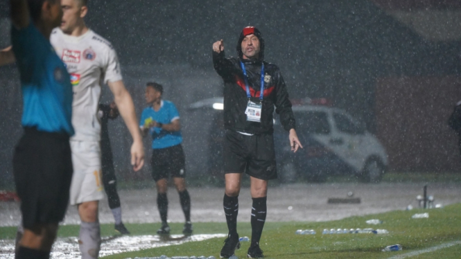 Pelatih Persija, Thomas Doll