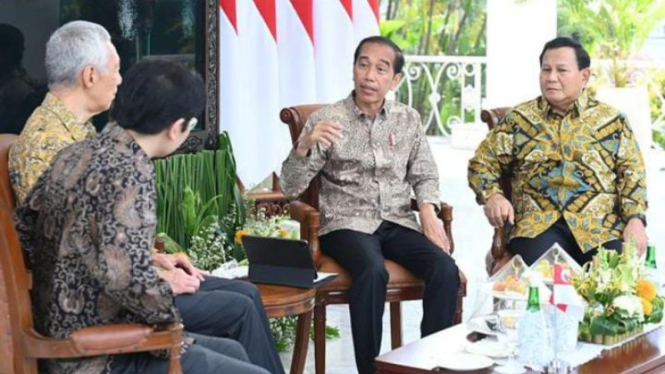 Prabowo Subianto saat temani Presiden Jokowi bertemu dengan PM Singapura Lee Hsien Loong