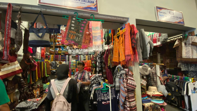 Pelaku Usaha Mikro Kecil dan Menengah (UMKM) di Samosir, Sumatera Utara