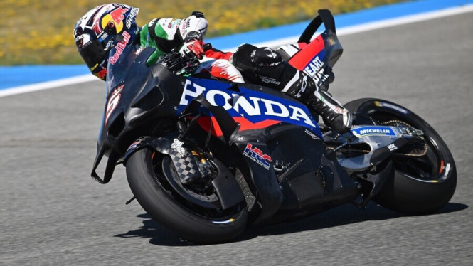 Johann Zarco saat tes motor baru Honda RC213V di Jerez Spanyol