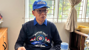 Ketua Pimpinan Pusat Federasi Serikat Pekerja Rokok Tembakau Makanan Minuman Serikat Pekerja Seluruh Indonesia (PP FSP RTMM-SPSI), Sudarto AS