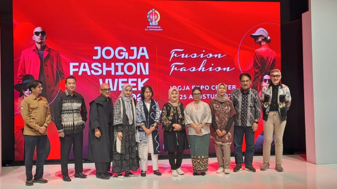 Jogja Fashion Week 2024