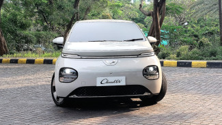 Tak Banyak Tombol Fisik di Cloud EV, Ini Kata Wuling