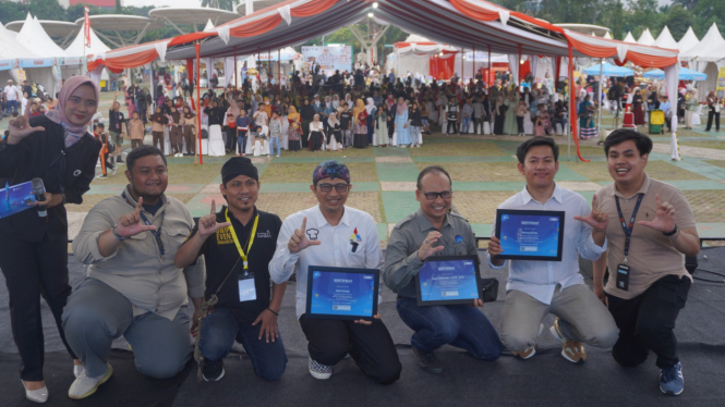 Kemenkominfo mengadakan kegiatan Chip In.