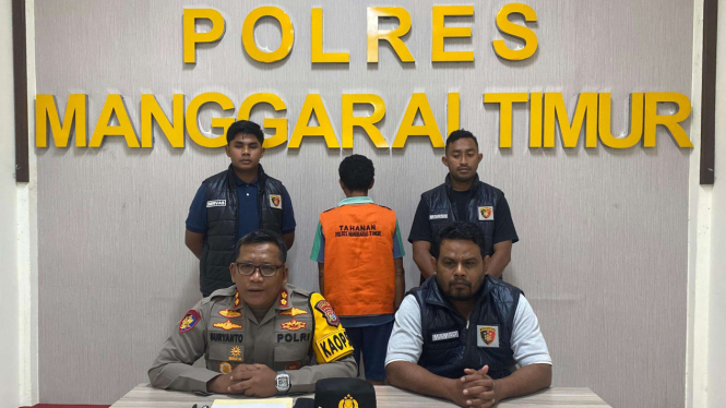 Kapolres Manggarai Timur AKBP Suryanto menggelar jumpa pers