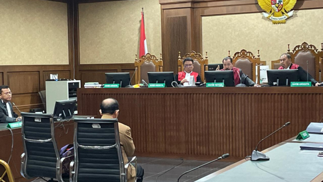 Gazalba Saleh jalani sidang dakwaan di Pengadilan Tipikor pada PN Jakarta Pusat 