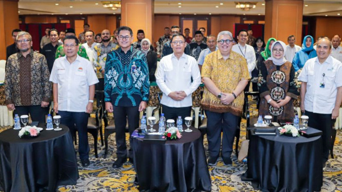 Utusan Khusus Presiden bidang Kerjasama Pengentasan Kemiskinan M. Mardiono