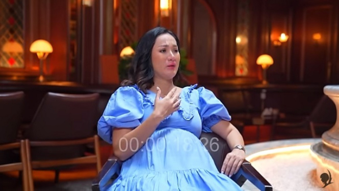 Tengku Dewi.
