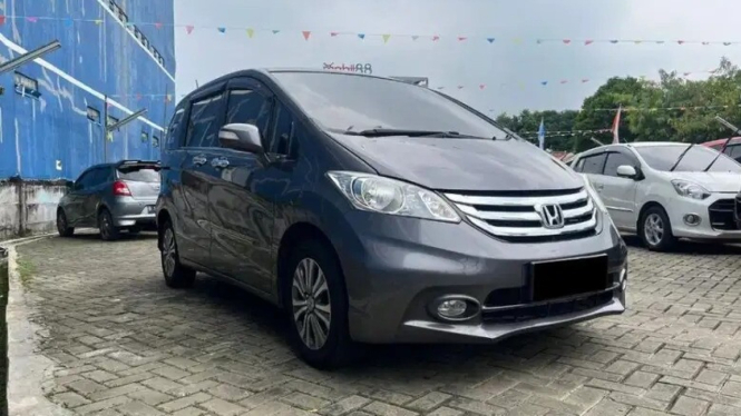 Honda Freed bekas