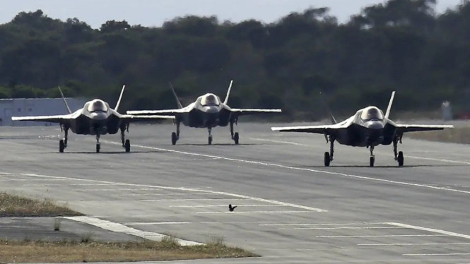 VIVA Militer: Armada jet tempur F-35 Angkatan Udara Kerajaan Inggris