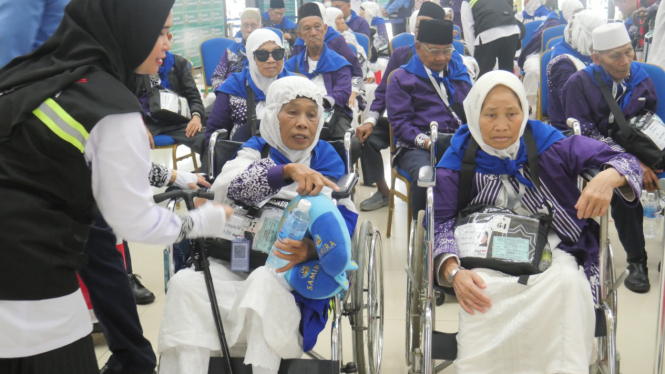 Jemaah haji kloter 6 Embarkasi Palembang bertolak menuju ke Tanah Suci.