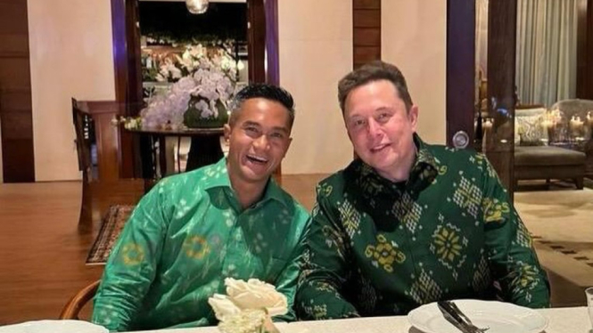 Anindya Bakrie dan Elon Musk