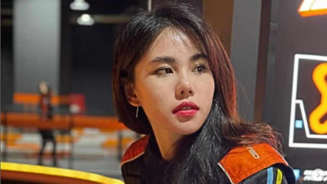 Selebgram Zoe Levana