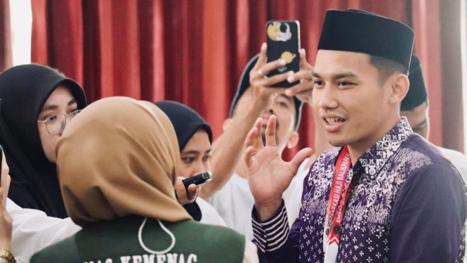 Witan Sualeman bersiap menunaikan ibadah haji