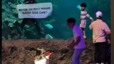 Melamar kekasih di Ancol