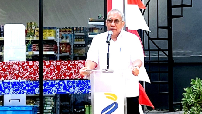 [dok. Direktur Utama Perum Bulog, Bayu Krisnamurthi, saat meluncurkan D'GAT 55 Mini Boss Food di Bulog Business District, kawasan Gatot Subroto, Jakarta Selatan, Senin, 27 Mei 2024]