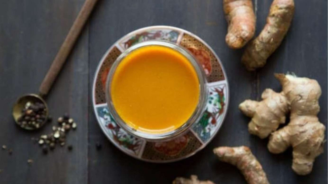 Jamu kunyit asam