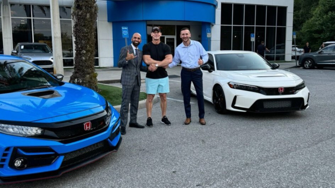 Honda Civic Type R mobil andalan John Cena 