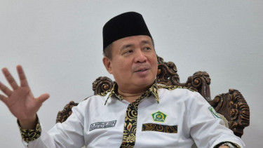 Kepala Kantor Urusan Haji (KUH), Nasrullah Jassam