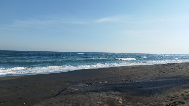 Pantai di Gianyar, Bali 