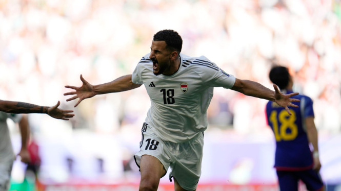 Pemain tim nasional Irak, Aymen Hussein