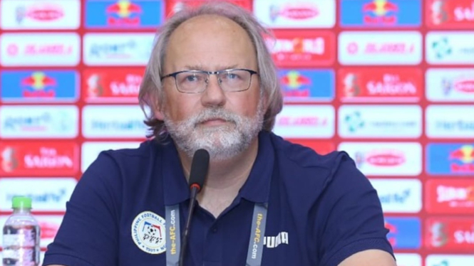 Pelatih Timnas Filipina, tom saintfiet