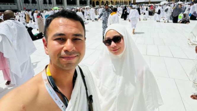 Raffi Ahmad dan Nagita Slavina naik haji