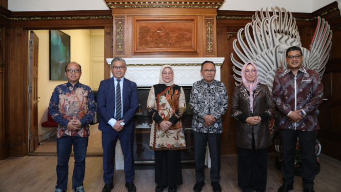 Menaker Ida bertemu Dubes untuk Belanda bahas kerja sama