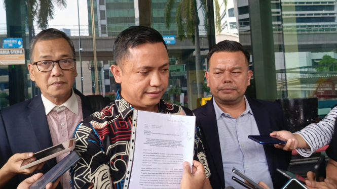 Tim hukum Hasto Kristiyanto, Ronny Talapessy