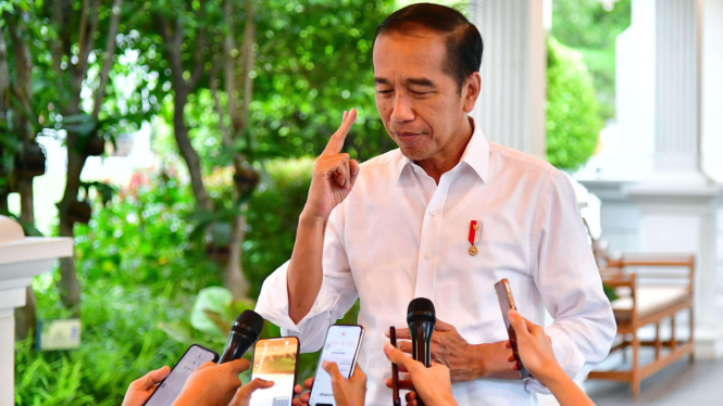 Presiden Jokowi di Istana Merdeka.