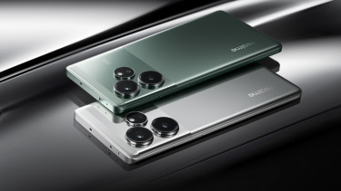 Realme GT 6.