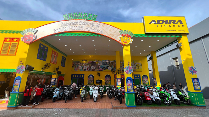 Adira Finance di Jakarta Fair Kemayoran 2024
