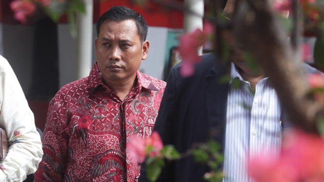 Kusnadi Staf Sekjen PDIP Hasto penuhi panggilan KPK