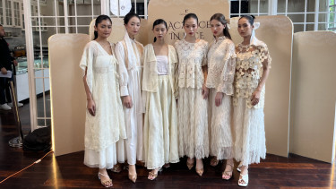 Koleksi Sacrifice in Lace.