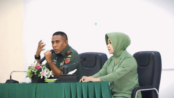 VIVA Militer: Danrem 151/Bny Brigjen TNI Antoninho Rangel da Silva dan istri