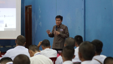 Bea Cukai memberikan edukasi kepabeanan kepada Pekerja Migran Indonesia (PMI)