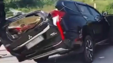 Pajero Sport tabrakan hingga terbelah