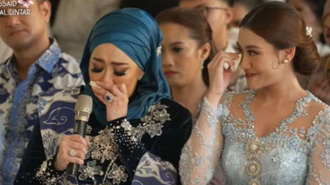 Aaliyah Massaid dan Reza Artamevia